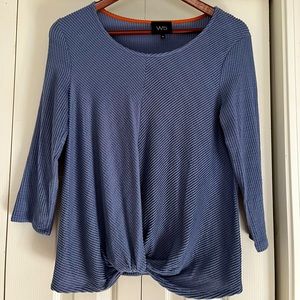 W5 blue top size medium